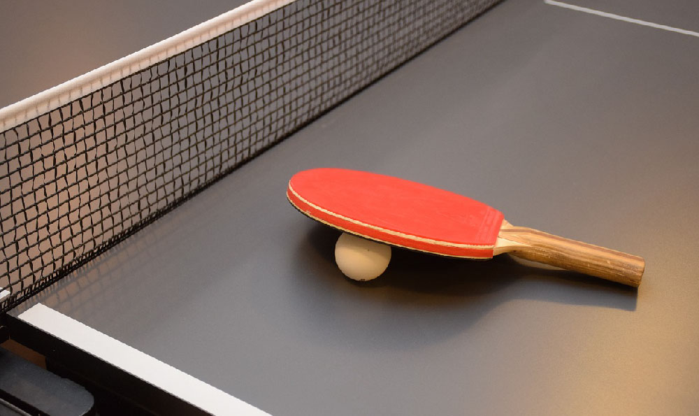 乒乓球拉上旋下旋手型给你带来绝佳发球效果！